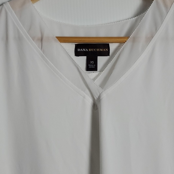 White top bundle - Picture 2 of 3